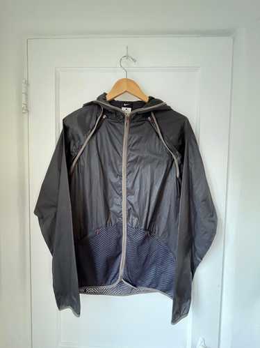 ジャケット・アウター NIKE GYAKUSOU SHIELD RUNNER JACKET NIKE X UNDERCOVER GYAKUSOU SHIELD RUNNER JACKET 743342-300