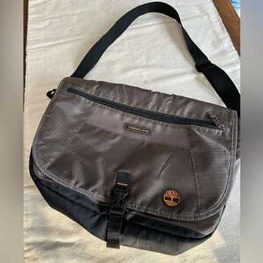 Timberland Medium Laptop Messenger Bag新品 Timberland Laptop Over The Shoulder Messenger Bag | eBay