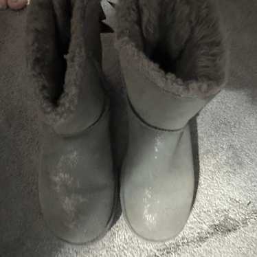 bailey bow uggs - image 1