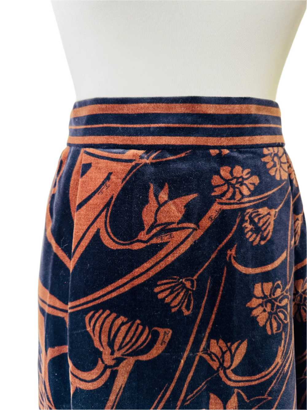Emilio Pucci Brown & Black Print Top & Skirt Set - image 9
