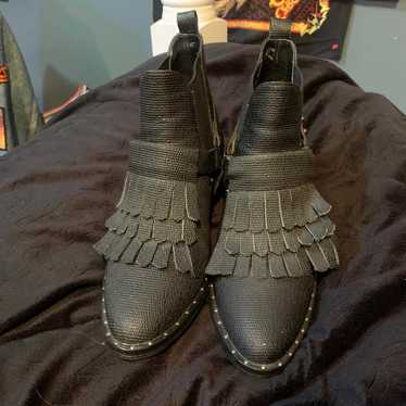Frēda Salvador Fringe Booties
