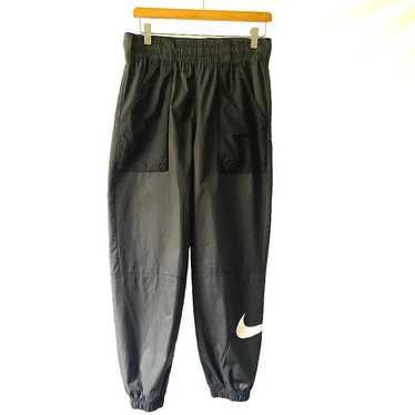 Nike parachute track pants, - Gem Nike parachute track pants, - Gem