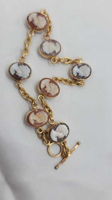 Cameo 14K Yellow Gold Vintage Bracelet - image 1