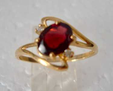 10K gold ring , size 10.5 (LIND) 10K gold ring , size 10.5 (LIND)