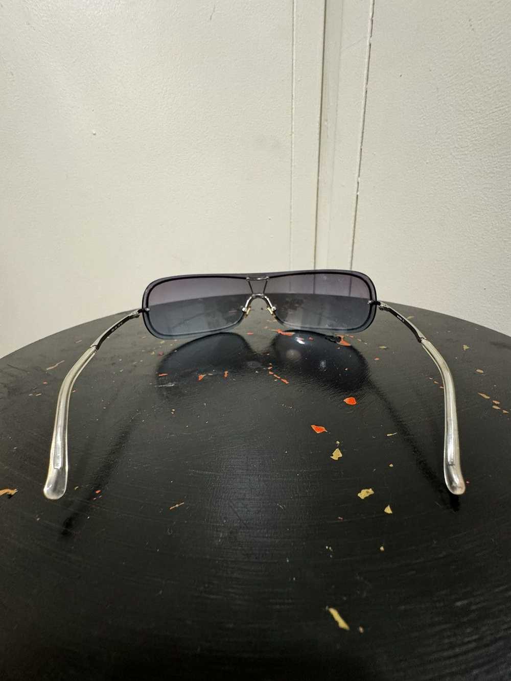 Miu Miu Miu Miu Oval Frame Sunglasses - image 3