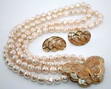 Vintage KJL Kenneth Jay Lane Pearl Butterfly Neck… - image 1