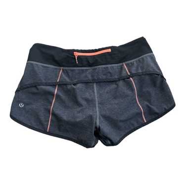 Lululemon Speed Up Shorts Size 6 - image 1