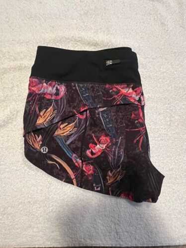 lululemon speed up short 2.5 Size 8 - image 1