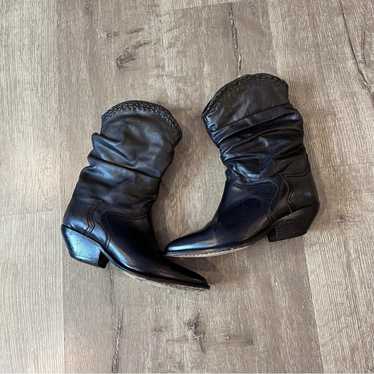 Zodiac black leather western - Gem Zodiac black leather western - Gem