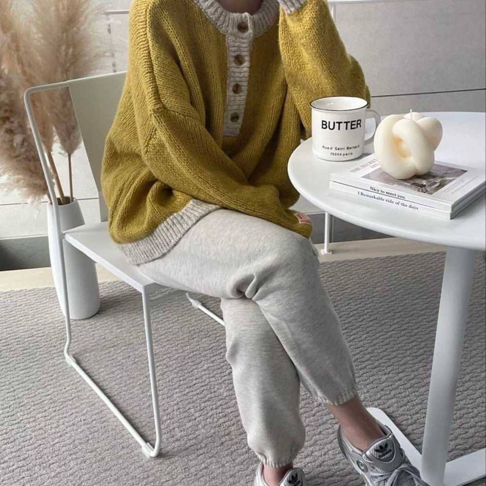 JaVa Java Collaboration 2-Way Mix Color Yarn Bico… - image 1