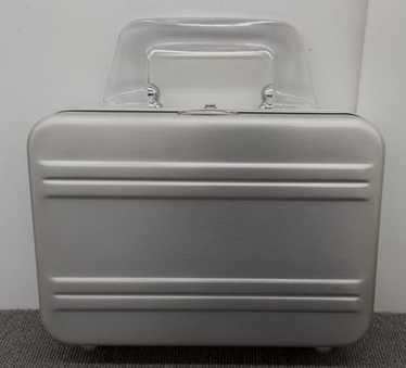 Zero halliburton attache case - Gem Zero halliburton attache case - Gem