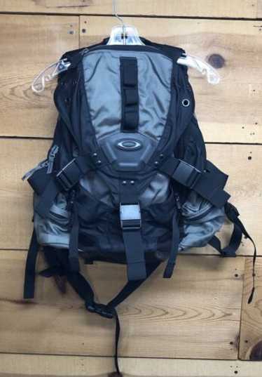Oakley icon 3.0 - Gem
