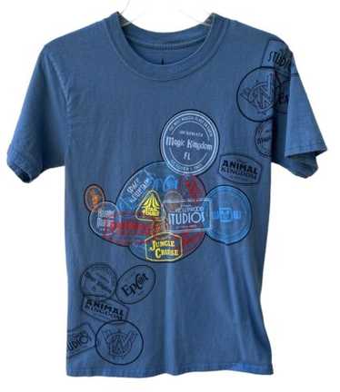 Magic Kingdom. Blue Disney Shirt. L. - Gem Magic Kingdom. Blue Disney Shirt. L. - Gem