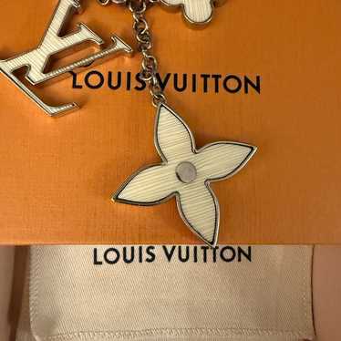 Louis vuitton flower keychain - Gem