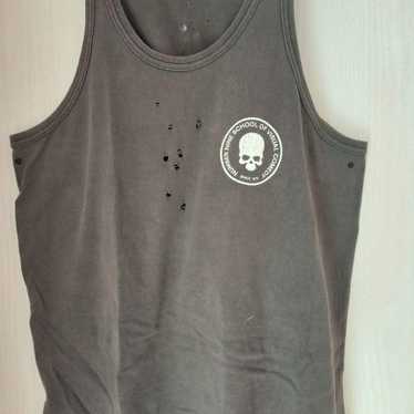 Number nine double skull - Gem Number nine double skull - Gem