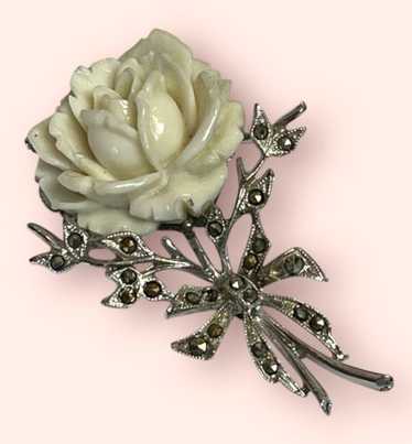 ★新春福袋2024★ carved boucher Vintage rose Gem - アクセサリー