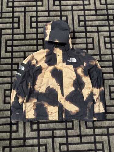 Supreme The North Face Bleached Denim Print Nuptse Jacket