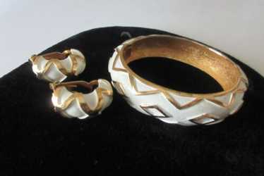 Vntage ~  Kenneth J. Lane ~  KJL  ~White & Gold E… - image 1