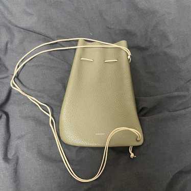 Hender scheme assemble hand - Gem