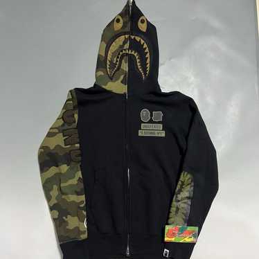 Woodland camo shark hoodie - Gem