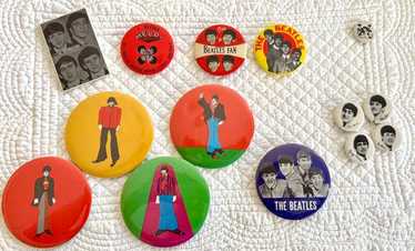 Vintage beatles pin and - Gem