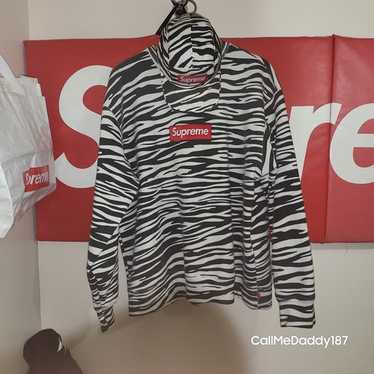 SUPREME Box Logo Crewneck Zebra サイズS Supreme Box Logo Crewneck Sweatshirt Zebra FW22 – UniqueHype