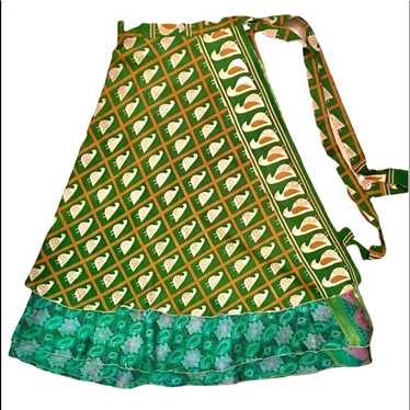 Silky Satin Reversible Layer Tiered Wrap Multi Pa… - image 1