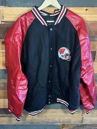 Vintage Steve and Barrys Wisconsin Badgers NCAA Co