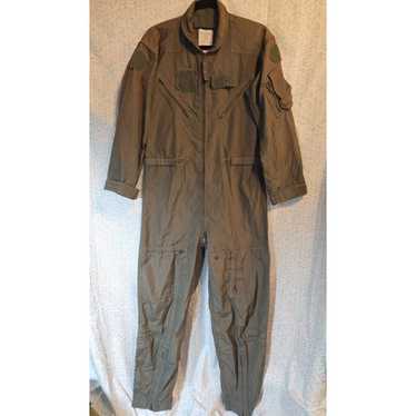 80's 米軍 YLER YOUNG COVERALLS FLYERS 42L Military coveralls / flyers - Gem