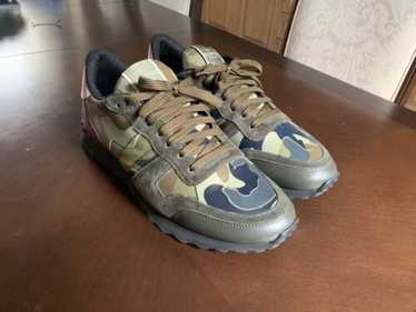 Valentino Sneakers 44 READ - Gem Valentino Sneakers 44 READ - Gem