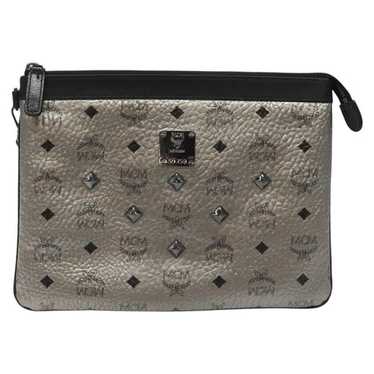 MCM Visetos Stark Silver Leather Clutch Bag Authen