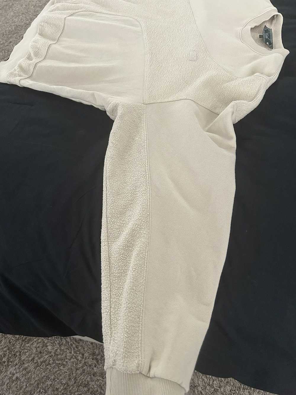 Kith Kith Curved Seam Madison Crewneck Size Large