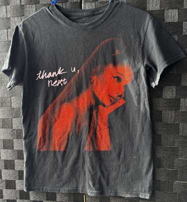 Ariana Grande Sweetener World Tour T-shirt, Size Medi… - Gem
