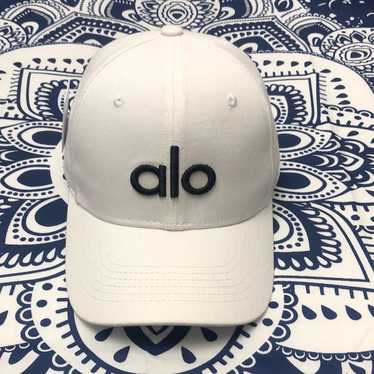 Alo Yoga Off-Duty Cap - Black/White - Gem