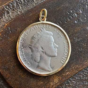 Uncirculated 1983 queen elizabeth - Gem