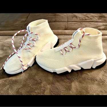 BALENCIAGA バレンシアガ　SPEED LACE-UP Balenciaga Men's Speed Lace Up Sneaker | Neiman Marcus