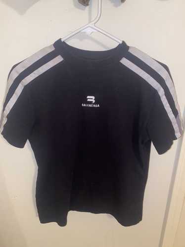 【BALENCIAGA】SPORTY B スイム Tシャツ Balenciaga Balenciaga Sporty B Swim T-Shirt | Grailed