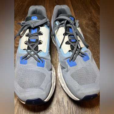 On cloud cloudstratus sneakers - Gem
