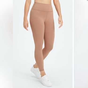 Fabletics Define Powerhold Leggings Size Small - image 1