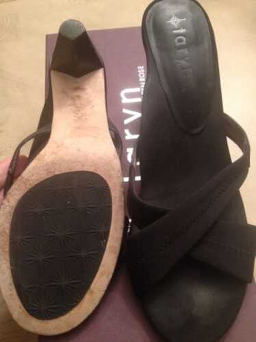 TARYN BY TARYN ROSE WOMEN'S SILKY SLIDE BLACK Heel