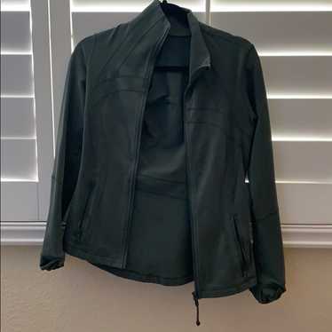 ☆未使用タグ付☆ルルレモンDifine Jacket カーキサイズ2 - メルカリ