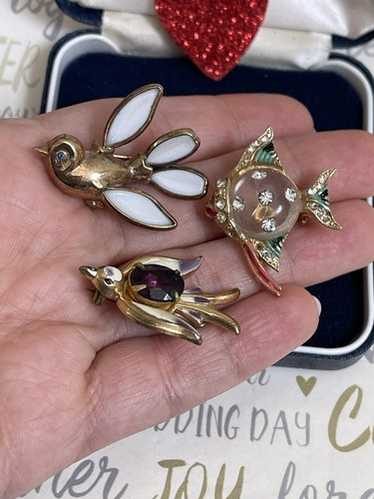 Vintage trifari bird - Gem