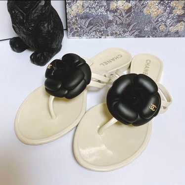 Chanel camellia sandals 36 - Gem