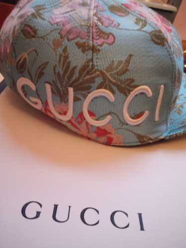 Gucci Bloom レア フラワープリント キャップ 希少 Gucci Bloom レア フラワープリント キャップ 希少 レディース