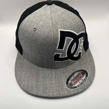DC Shoes S/M FlexFit Hat Gray And Black Skate Flat
