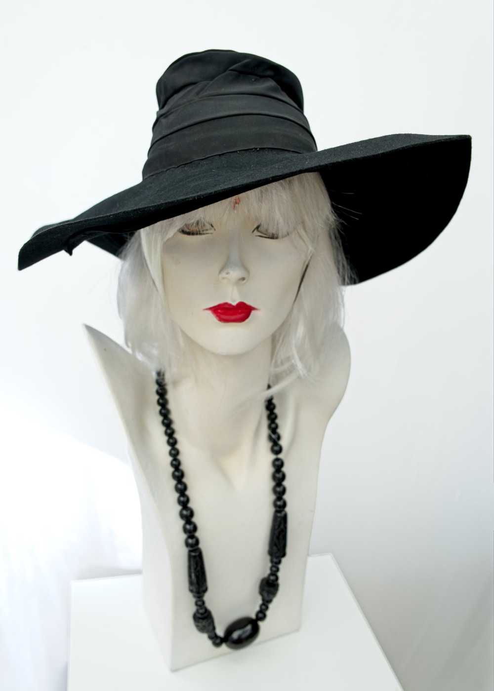 Vintage 40s Witchy Black Crown-Less Halo Hat • Sun Hat • Wide Brim Hat