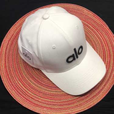 Hats | Alo Yoga
