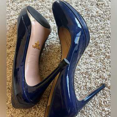 【Prada】2014ss ARCHIVE NAVY heel shoes Prada Navy Blue Patent Leather Mid Heel Pointed Toe Heels