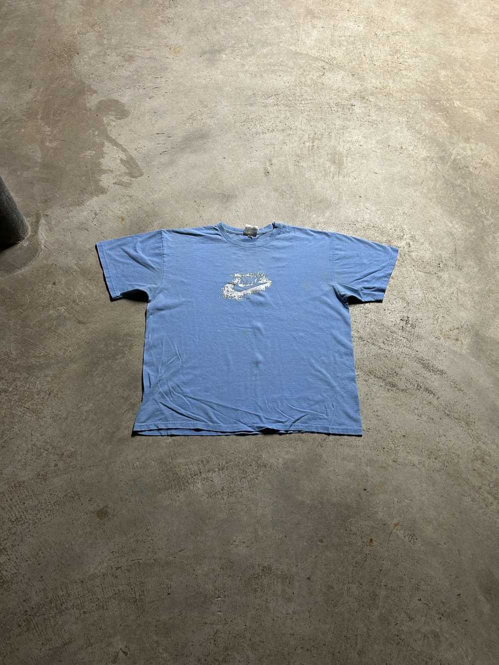 Nike × Streetwear × Vintage Vintage Y2K Nike Metallic Logo T-shirt
