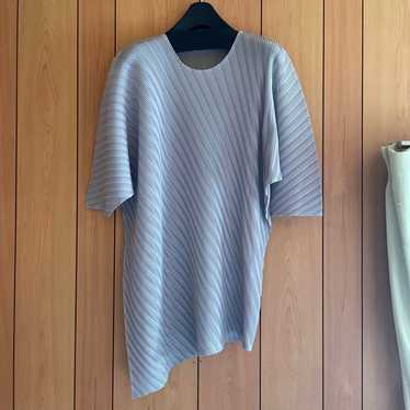 Issey miyake pleats (t.) - Gem Issey miyake pleats (t.) - Gem